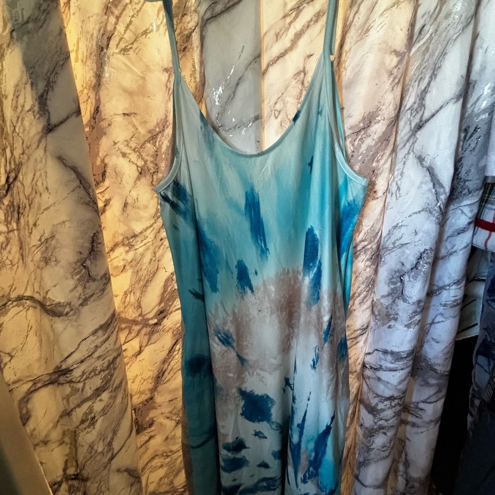 Blue Tie-Dye Maxi Dress